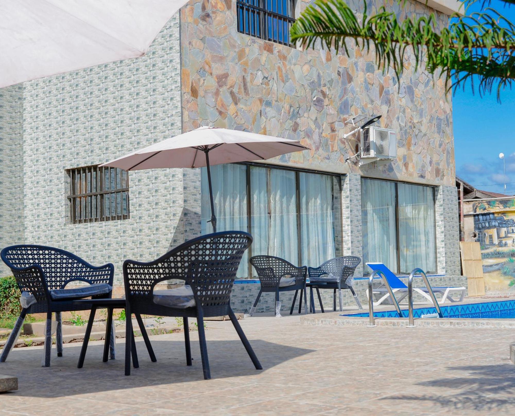 Hotel Ganiela Kpalimé Exteriér fotografie